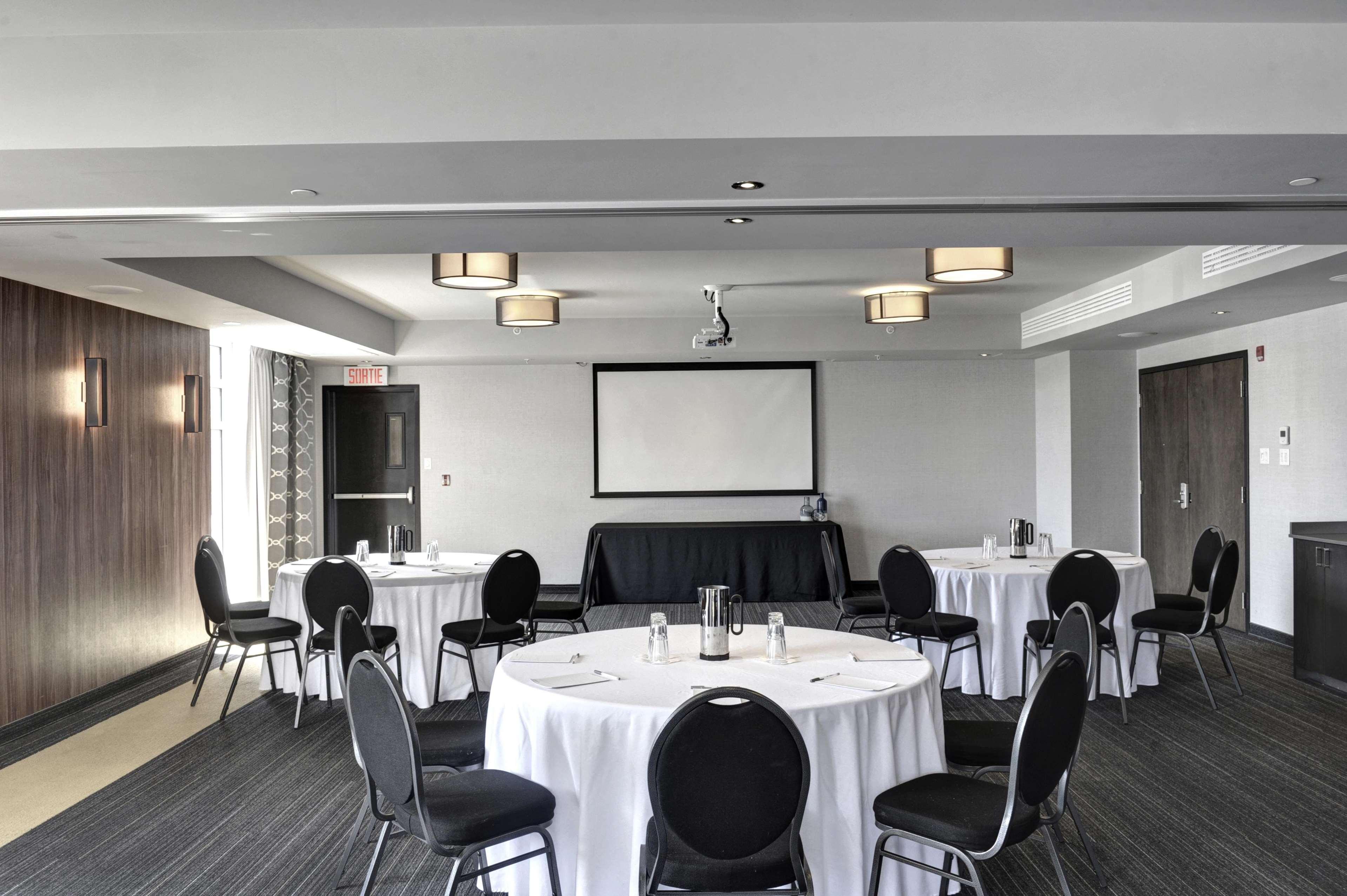 Hampton Inn & Suites By Hilton Quebec City Леві Екстер'єр фото