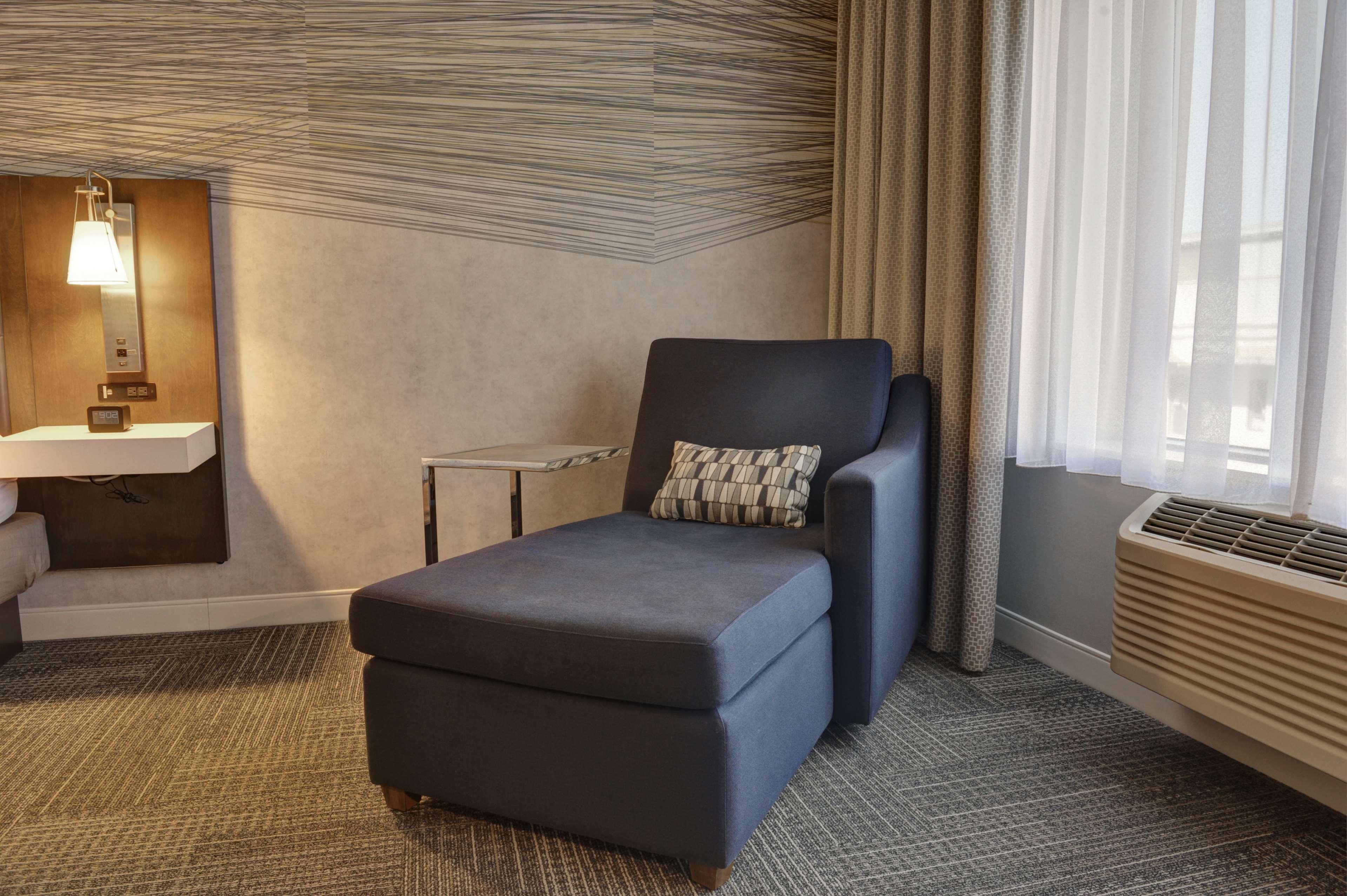 Hampton Inn & Suites By Hilton Quebec City Леві Екстер'єр фото