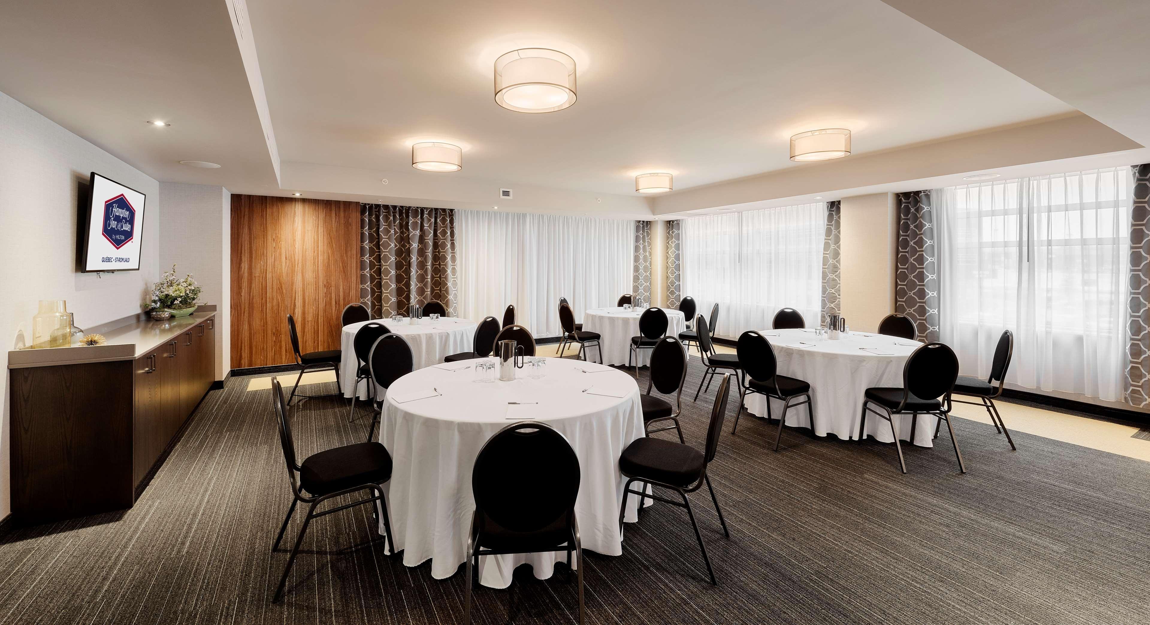 Hampton Inn & Suites By Hilton Quebec City Леві Екстер'єр фото