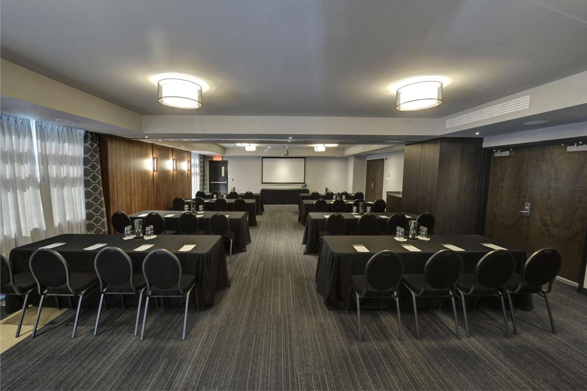 Hampton Inn & Suites By Hilton Quebec City Леві Екстер'єр фото