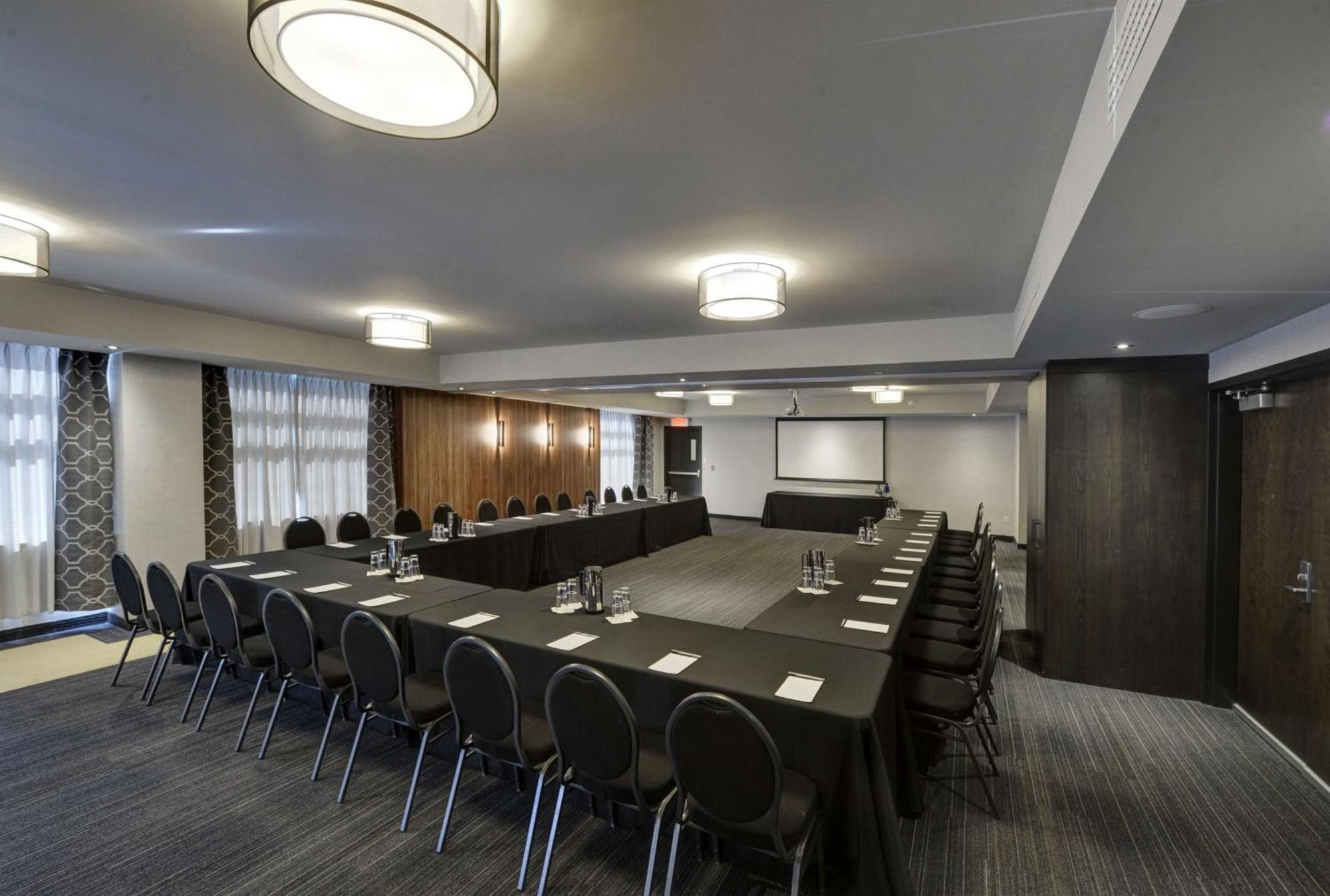 Hampton Inn & Suites By Hilton Quebec City Леві Екстер'єр фото
