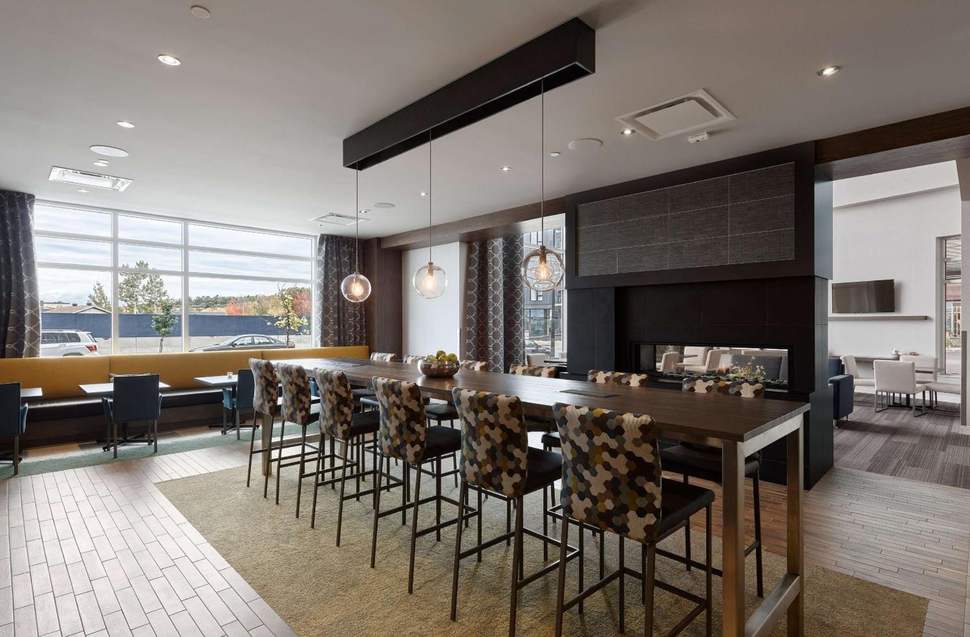 Hampton Inn & Suites By Hilton Quebec City Леві Екстер'єр фото