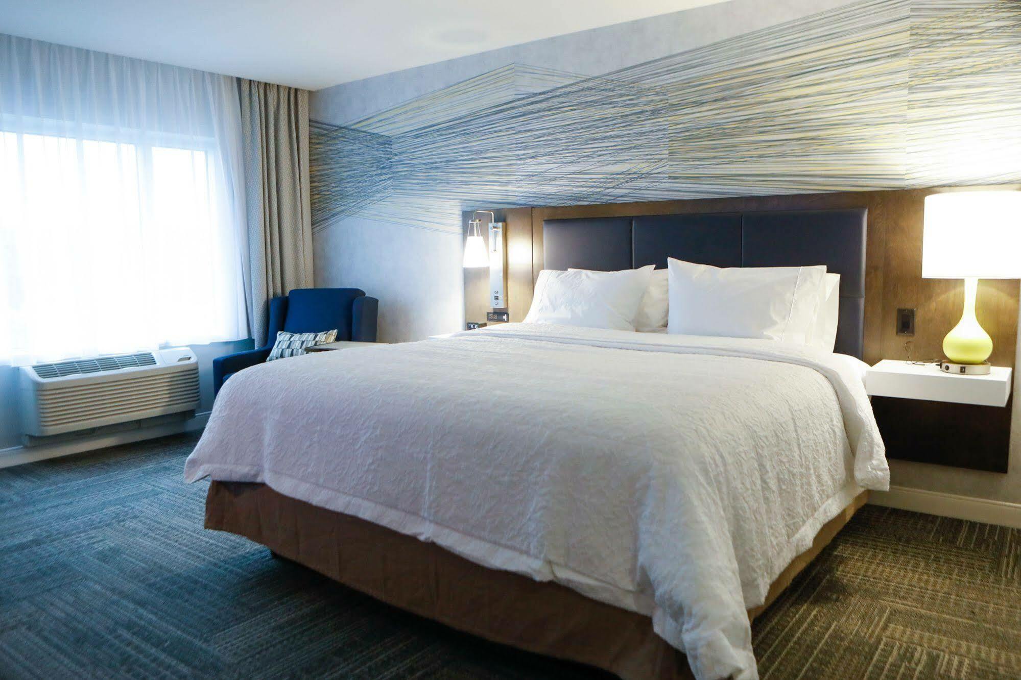 Hampton Inn & Suites By Hilton Quebec City Леві Екстер'єр фото